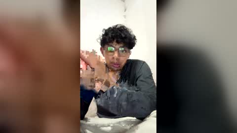 adrishotcum online show from June 4, 6:19 am