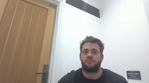 Snapshot of adventure69738921 chatting on February 14, 4:26 pm adventure69738921 online show from February 14, 4:26 pm