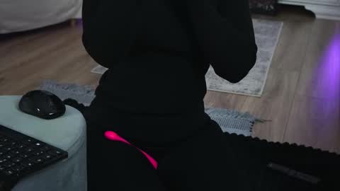 Aelia online show from January 16, 6:17 am