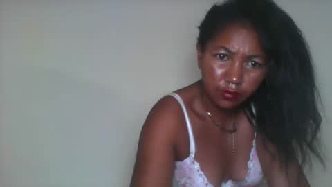 Snapshot of aelyaa chatting on March 31, 12:34 am aelyaa online show from March 31, 12:34 am