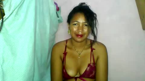 aelyaa online show from May 12, 6:54 am