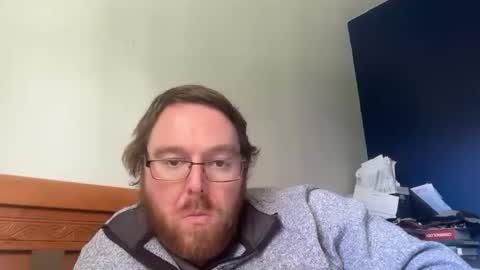 aelyes34 online show from May 21, 5:09 pm