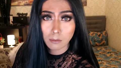 Snapshot of affairtoyourgoddesskhendra chatting on March 1, 4:15 am Dominant Goddess Contessa online show from March 1, 4:15 am