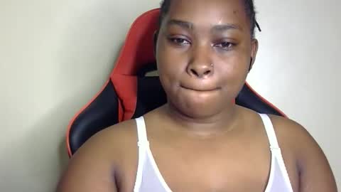 stella online show from November 30, 4:44 pm