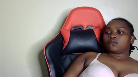 stella online show from December 4, 6:16 pm