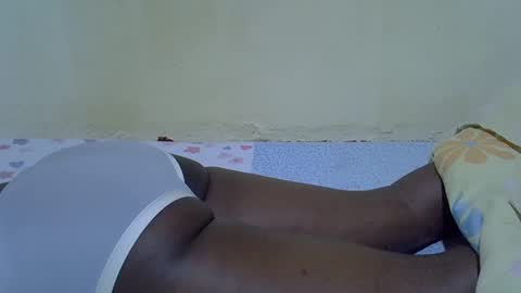 Snapshot of african_pussy2 chatting on March 3, 4:03 am african_pussy2 online show from March 3, 4:03 am