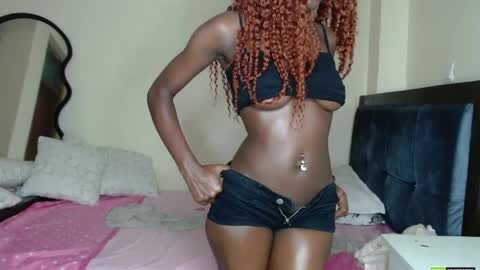 Snapshot of africas_booty842808 chatting on April 8, 5:57 pm Mia online show from April 8, 5:57 pm