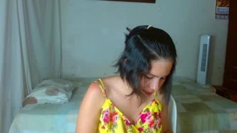 Snapshot of afrodita_024 chatting on May 19, 7:09 pm afrodita_024 online show from May 19, 7:09 pm