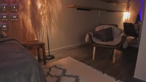 Emma online show from February 26, 2:59 am