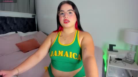 Snapshot of afrodita_grek chatting on October 29, 10:50 am Vanessa online show from October 29, 10:50 am