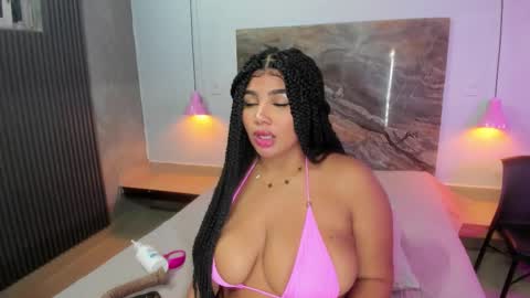 Snapshot of afrodita_roos_ chatting on November 21, 4:11 am Afrodita Ross online show from November 21, 4:11 am