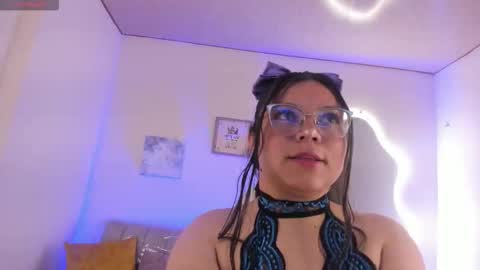 Snapshot of afrodita_rouss chatting on March 11, 8:59 pm afrodita_rouss online show from March 11, 8:59 pm