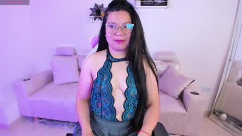 Snapshot of afrodita_rouss chatting on April 29, 8:37 pm afrodita_rouss online show from April 29, 8:37 pm