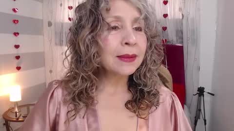 Snapshot of afrodita_sg chatting on October 13, 1:44 pm afrodita_sg online show from October 13, 1:44 pm