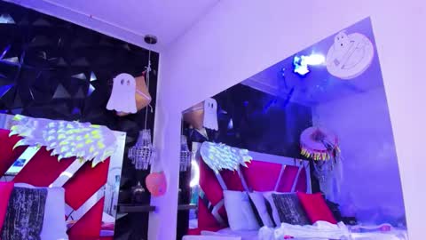 Snapshot of afroditagreenn chatting on October 30, 11:55 am Afrodita online show from October 30, 11:55 am