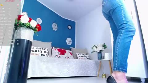 Amalia online show from April 26, 2:59 pm