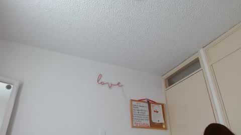 afrodithaa_ online show from January 5, 5:27 pm