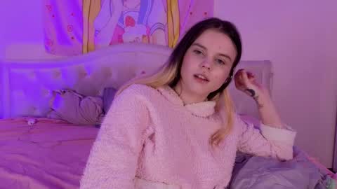 Snapshot of afterdarkduo chatting on October 7, 9:34 pm afterdarkduo online show from October 7, 9:34 pm