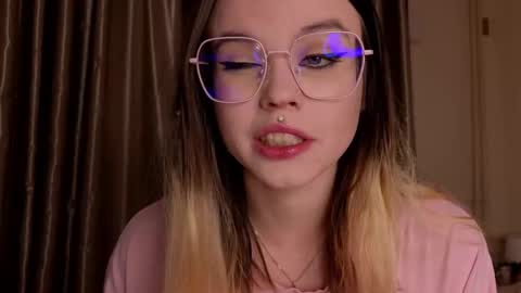 Snapshot of afterdarkduo chatting on January 7, 7:27 pm afterdarkduo online show from January 7, 7:27 pm