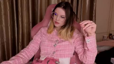 Snapshot of afterdarkduo chatting on January 8, 7:49 pm afterdarkduo online show from January 8, 7:49 pm