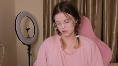 Snapshot of afterdarkduo chatting on March 31, 3:41 am afterdarkduo online show from March 31, 3:41 am