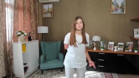 Snapshot of afterrr_tremble chatting on October 4, 10:57 am Hi Im Alison Welcome to my room online show from October 4, 10:57 am