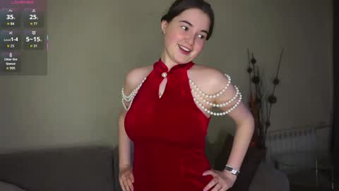 Lana  1800 - 0330 UTC   Mia 0700- 1630 UTC online show from May 18, 6:41 am