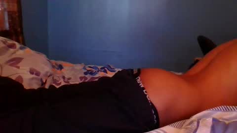 Snapshot of ag___ chatting on March 4, 1:17 pm ag___ online show from March 4, 1:17 pm