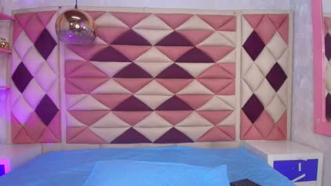 Snapshot of agata_01_ chatting on October 29, 11:56 am Ana online show from October 29, 11:56 am