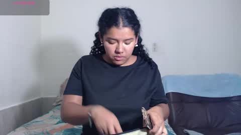 Snapshot of agata_c chatting on March 5, 2:51 am Agatha online show from March 5, 2:51 am