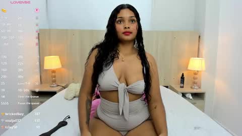 Snapshot of agata_ortiz chatting on March 10, 8:04 am Agata Ortiz online show from March 10, 8:04 am