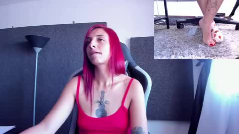 Agata Collinss online show from May 9, 4:01 pm
