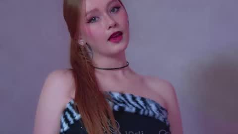 AgataFoxley online show from February 11, 6:35 pm