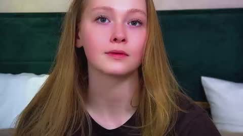 AgataFoxley online show from March 11, 6:25 pm