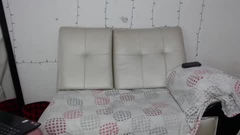 Snapshot of agatasexyxx chatting on January 7, 5:43 am independent model online show from January 7, 5:43 am