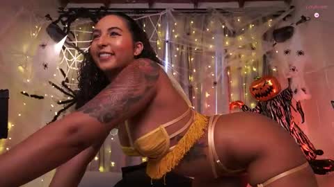 Val   inst  agatha clls online show from October 18, 7:58 pm