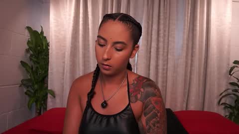 Val   inst  agatha clls online show from February 18, 7:32 pm