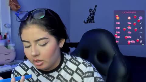 Snapshot of agatha_riccie chatting on September 12, 5:40 am Cat online show from September 12, 5:40 am