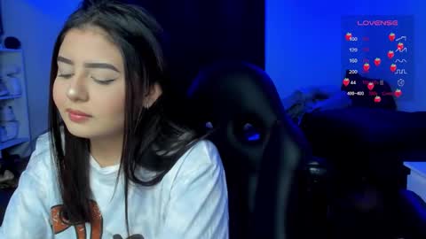 Snapshot of agatha_riccie chatting on October 17, 5:10 am Cat online show from October 17, 5:10 am