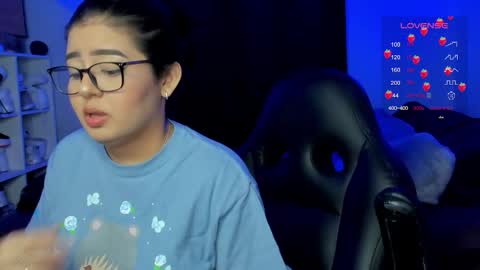 Snapshot of agatha_riccie chatting on October 20, 6:47 am Cat online show from October 20, 6:47 am