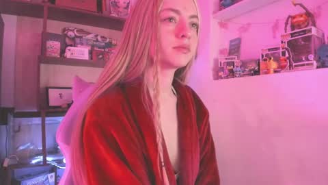 Camila     2 online show from December 9, 6:23 am