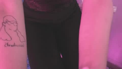 Camila     2 online show from January 21, 7:06 pm