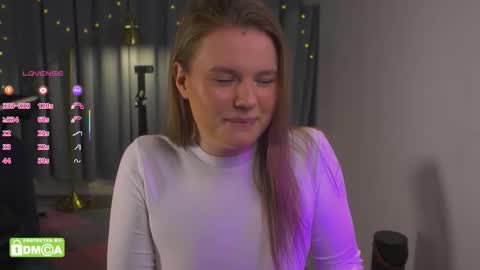 agatthgris online show from February 7, 9:07 pm