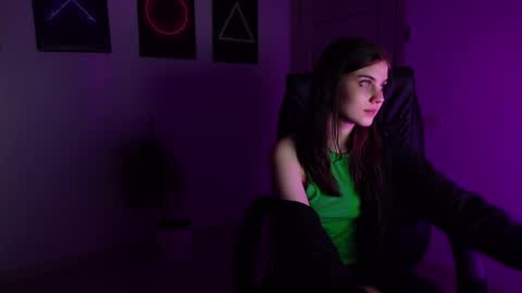 Agelina Lilly Laura online show from January 21, 7:50 pm