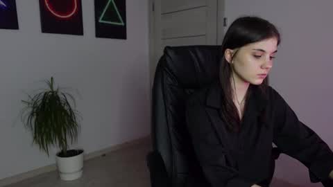 Agelina Lilly Laura online show from January 22, 4:44 pm