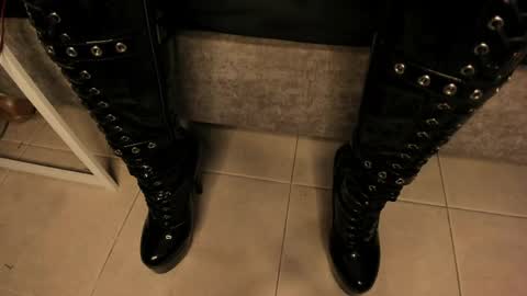 agnes_jones online show from May 17, 12:52 am