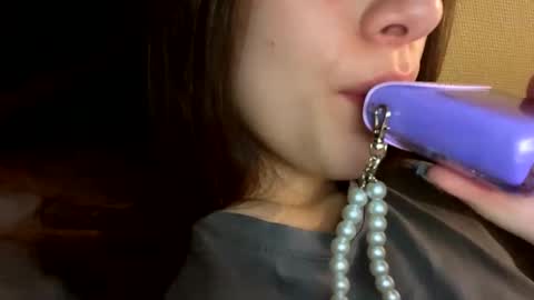 Snapshot of agnes_your chatting on November 29, 10:07 am Agnes online show from November 29, 10:07 am