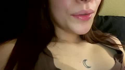 Snapshot of agnes_your chatting on December 22, 10:51 pm Agnes online show from December 22, 10:51 pm