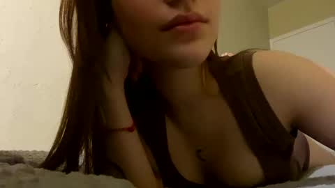 Snapshot of agnes_your chatting on February 6, 10:35 pm Agnes online show from February 6, 10:35 pm