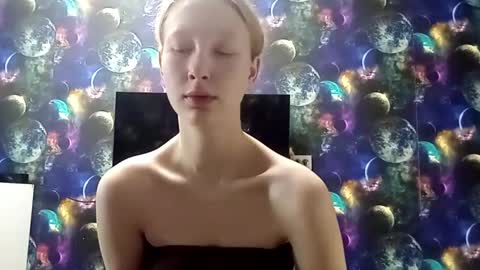 Snapshot of agnesmolima chatting on January 7, 3:20 am Monica online show from January 7, 3:20 am